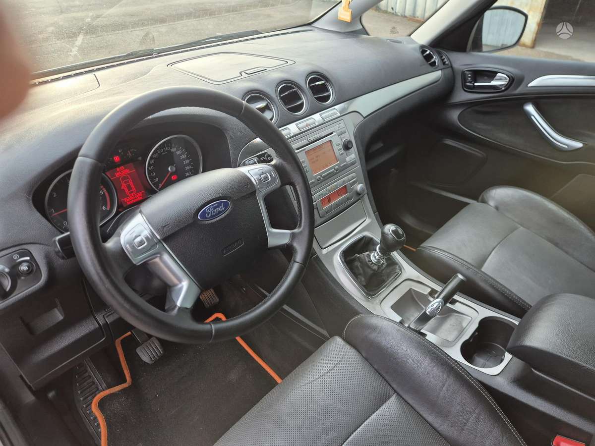 Ford S-MAX 2006 — photo 11