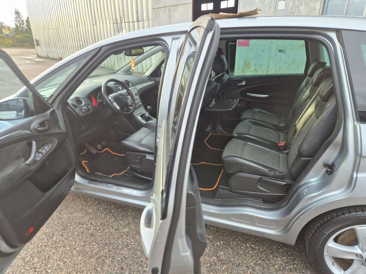 Ford S-MAX 2006 — photo 14