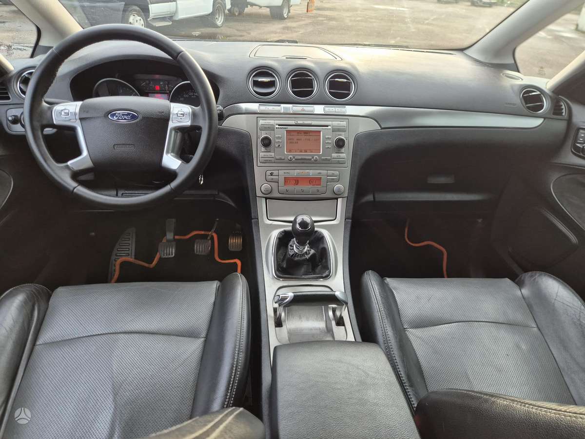Ford S-MAX 2006 — photo 15