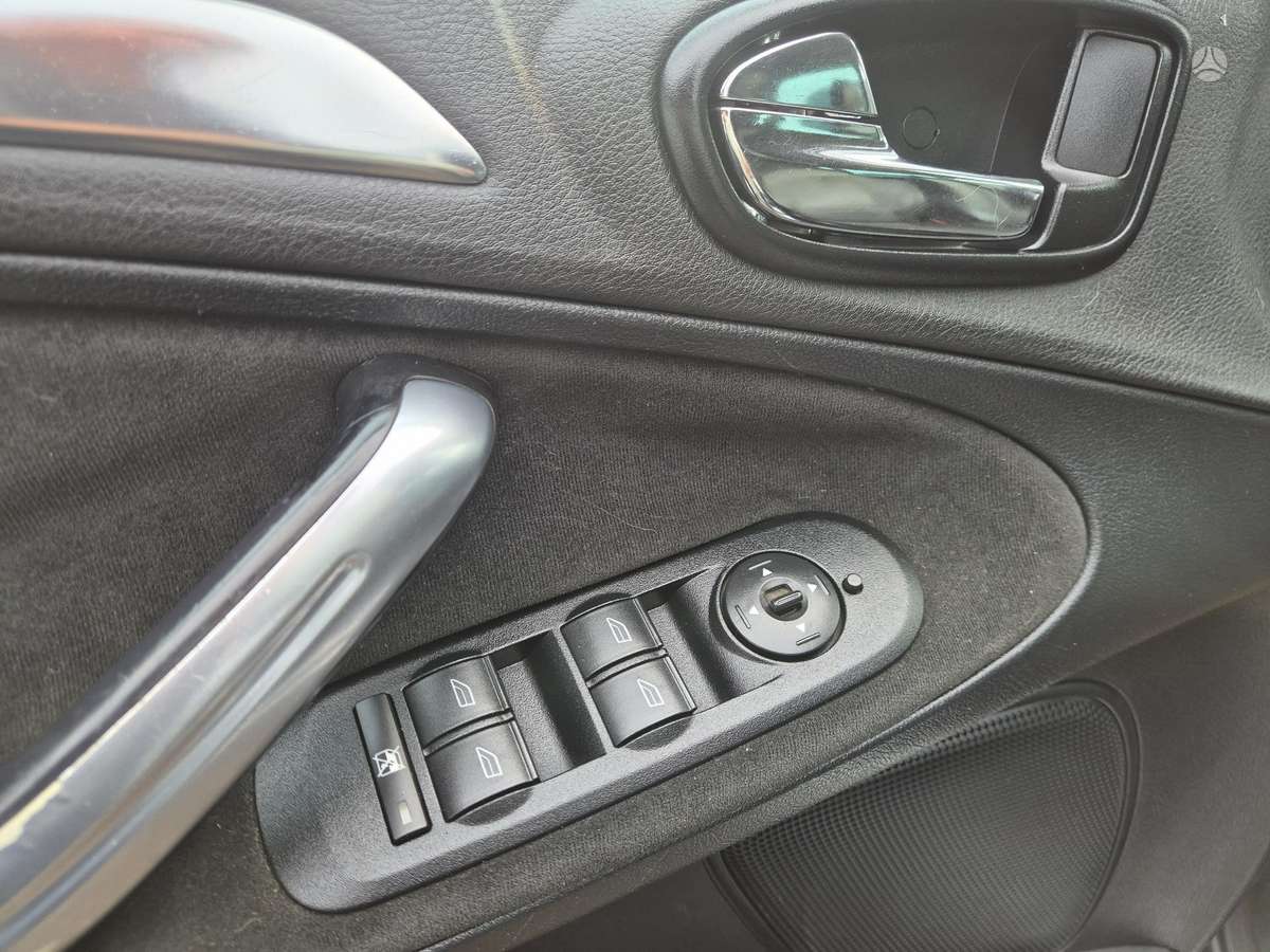 Ford S-MAX 2006 — photo 25