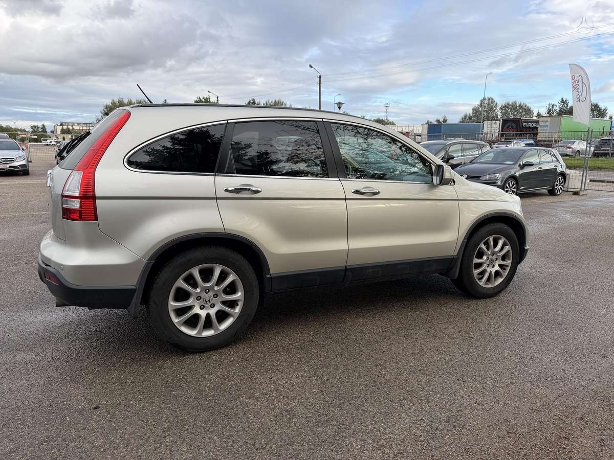 Honda CR-V 2007 — двигун 1997 cm³, 150 HP (110kW)
