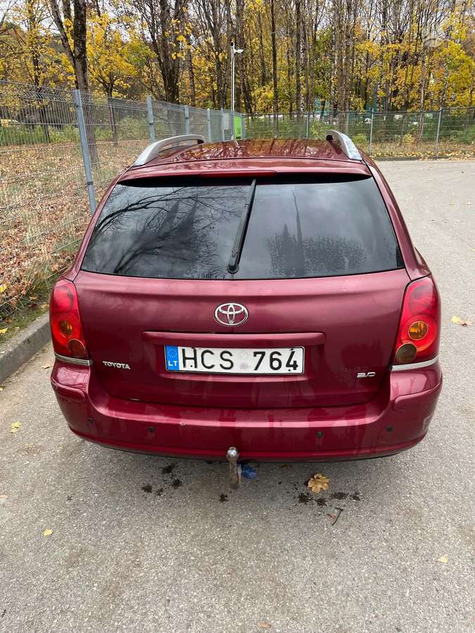 Toyota Avensis 2004 — engine 1995 cm³, 116 HP (85kW)