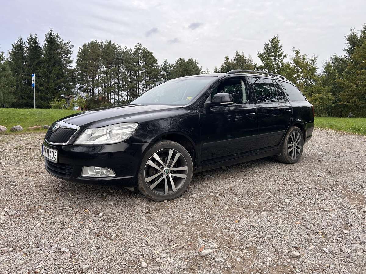 Skoda Octavia 2011 — авто для ЗСУ з Європи