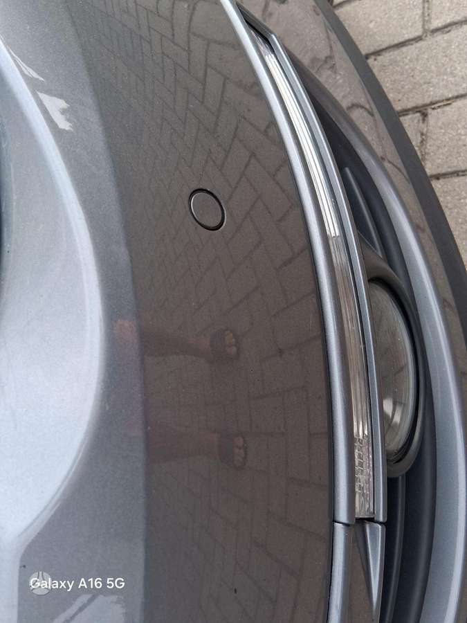 Volkswagen Passat 2009 — photo 11