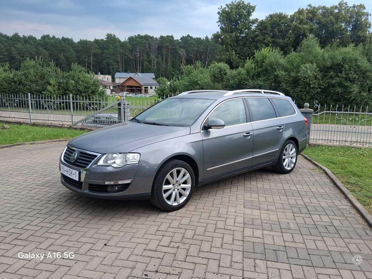Volkswagen Passat 2009 — photo 16