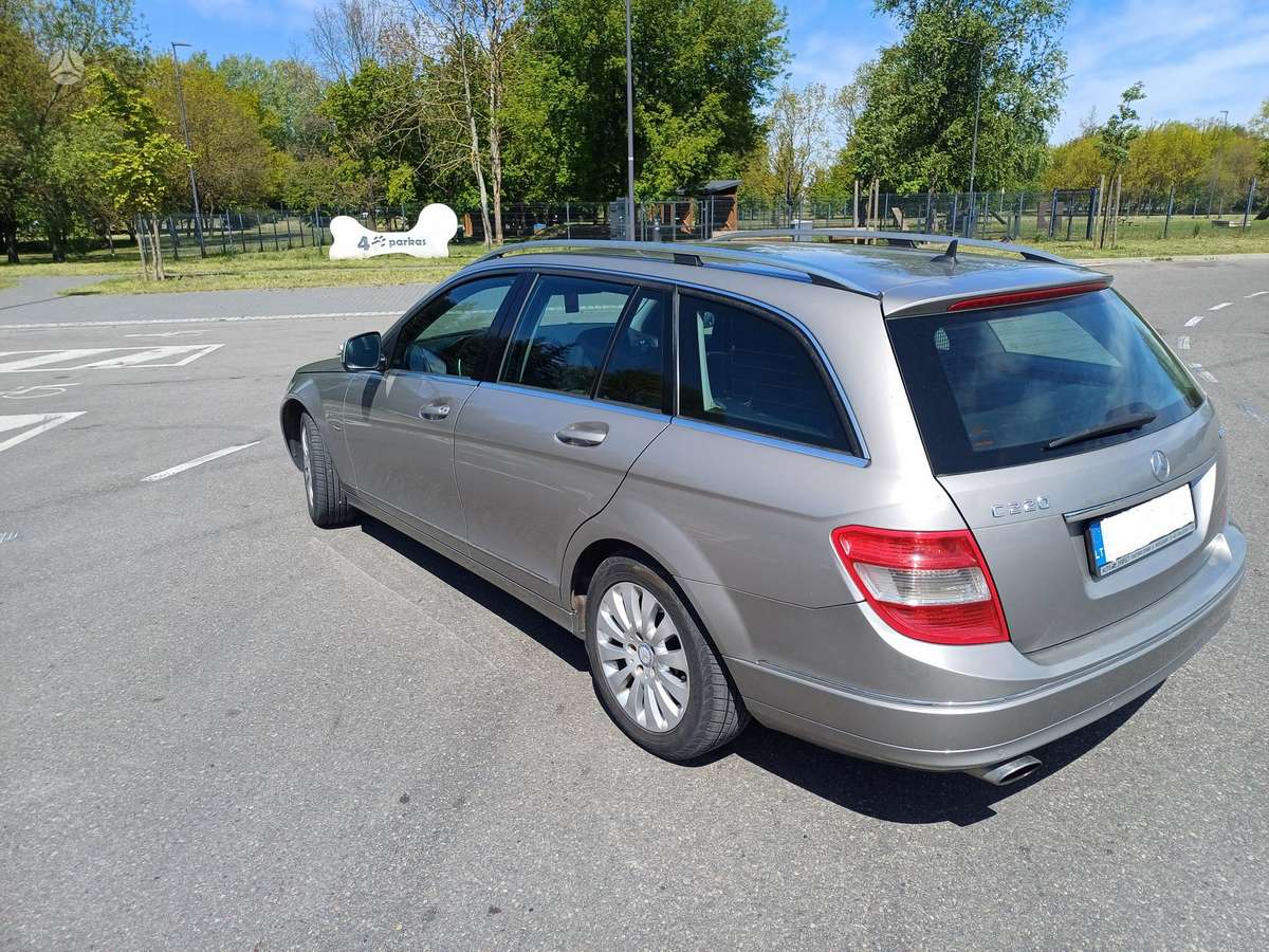 Mercedes-Benz C220 2009 — двигун 2100 cm³, 170 HP (125kW)