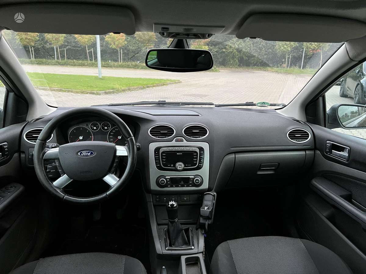 Ford Focus 2007 — photo 8