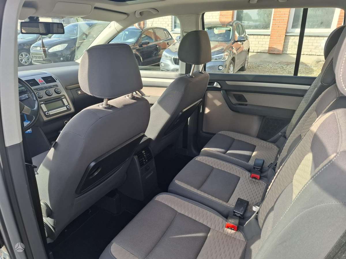 Volkswagen Touran 2007 — photo 14