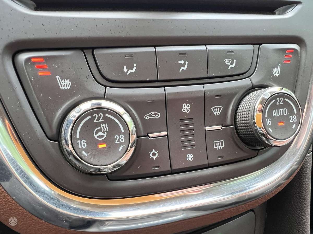 Opel Mokka 2014 — photo 24