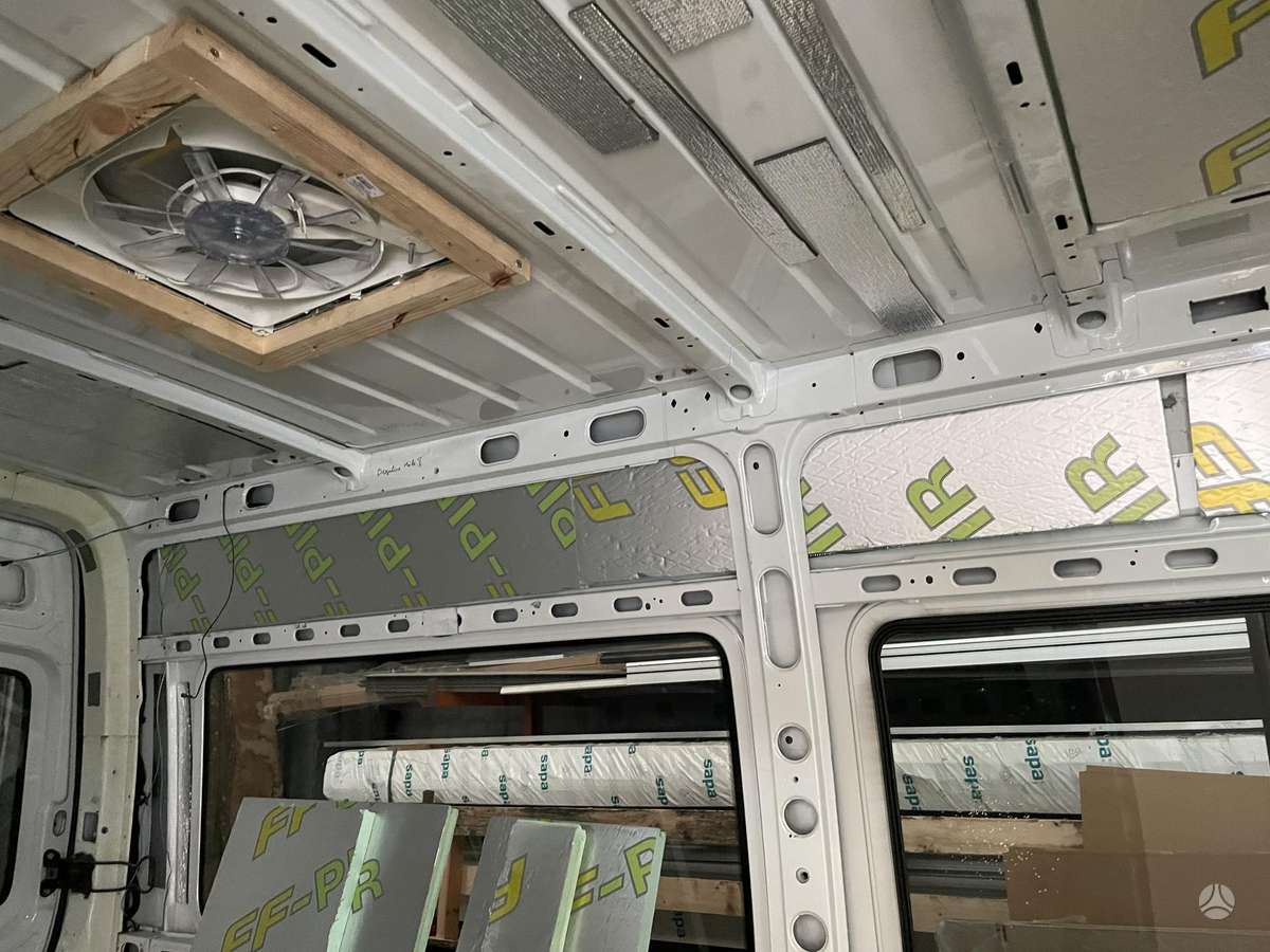 Renault Master 2009 — photo 12