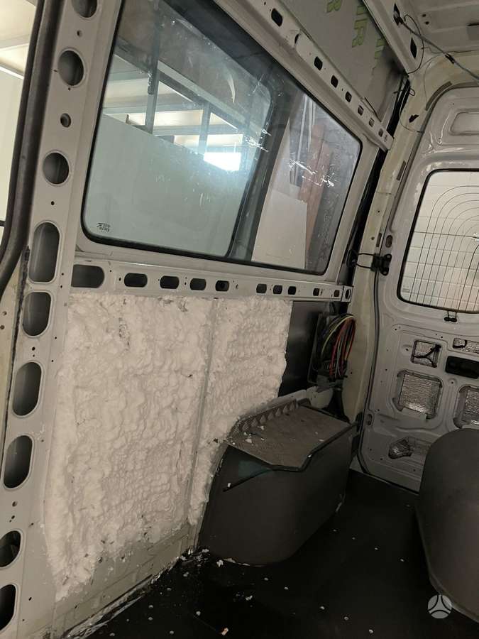 Renault Master 2009 — photo 15
