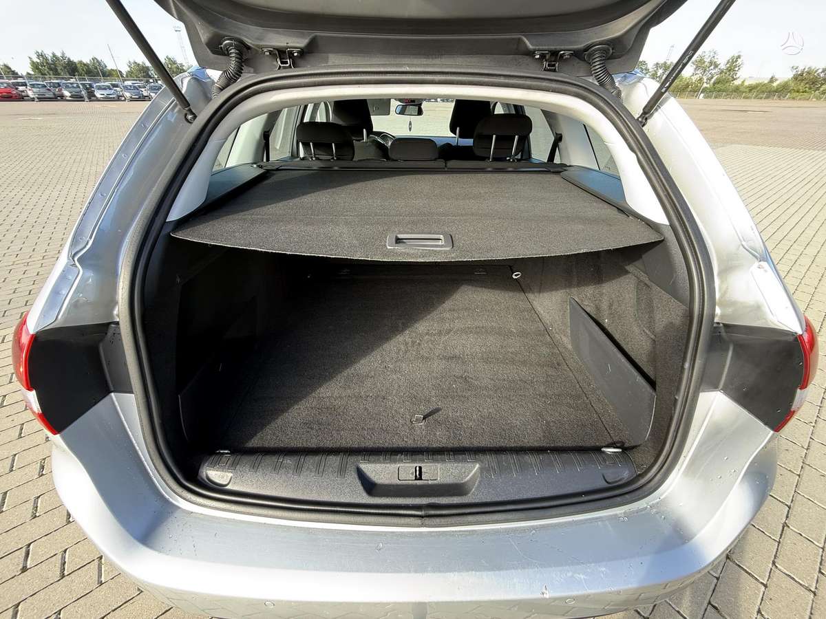 Peugeot 308 2015 — photo 19