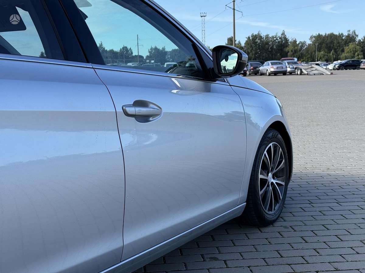 Peugeot 308 2015 — photo 7