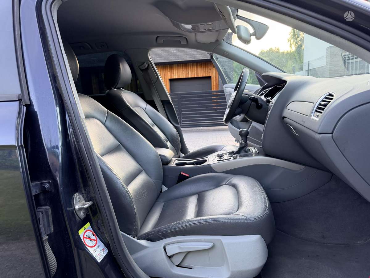 Audi A4 2012 — photo 11