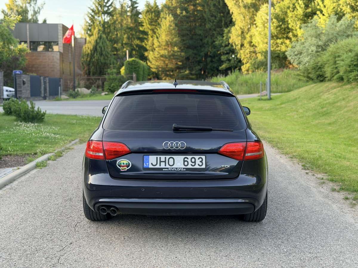Audi A4 2012 — photo 5