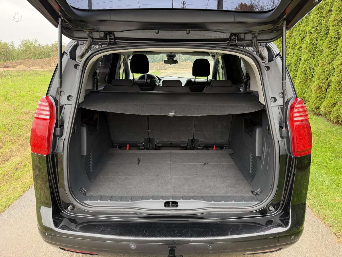 Peugeot 5008 2013 — photo 14