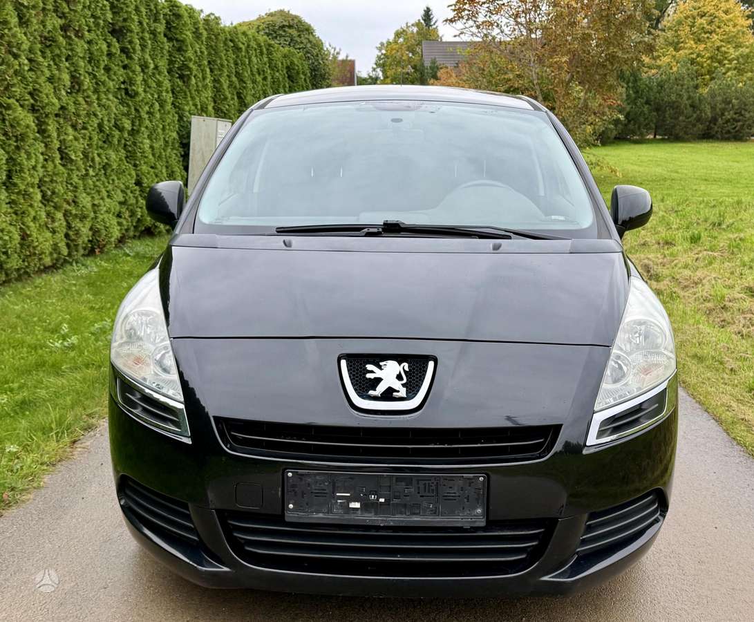Peugeot 5008 2013 — engine 1560 cm³, 116 HP (85kW)