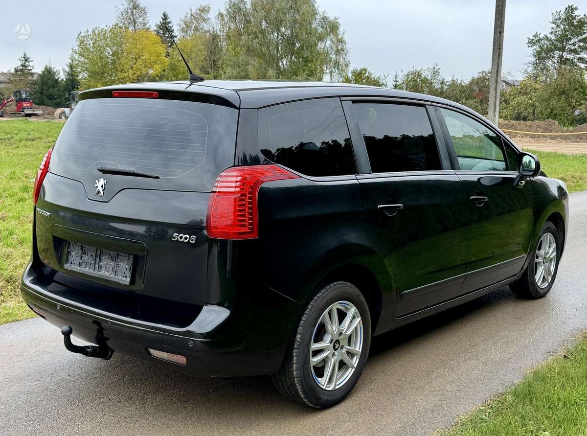 Peugeot 5008 2013 — photo 6