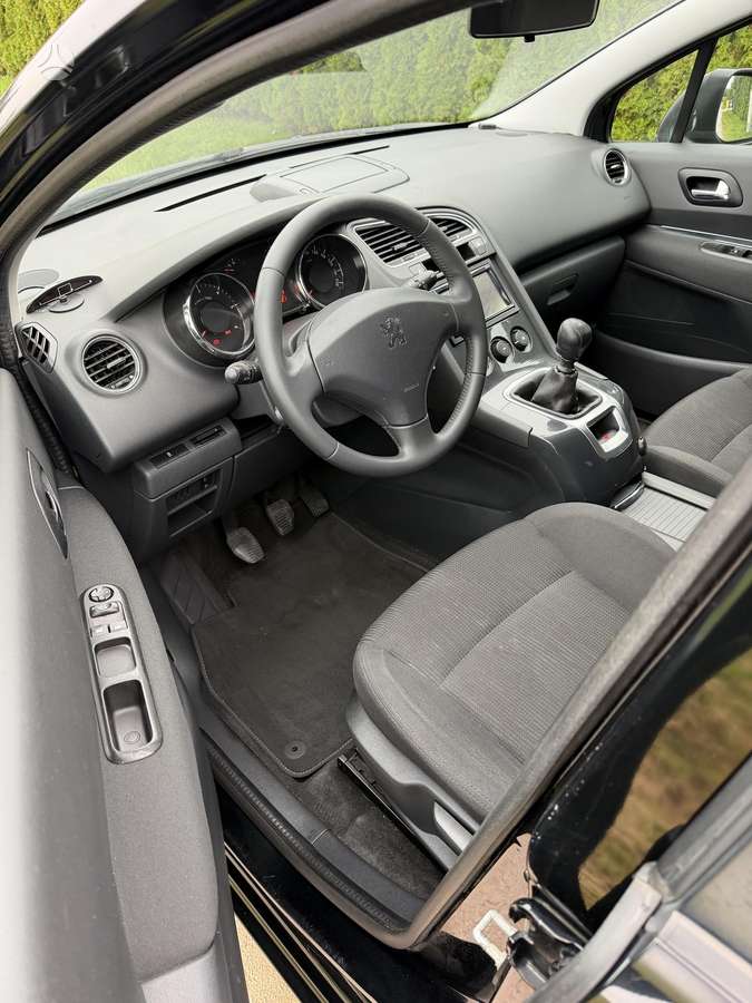 Peugeot 5008 2013 — photo 7