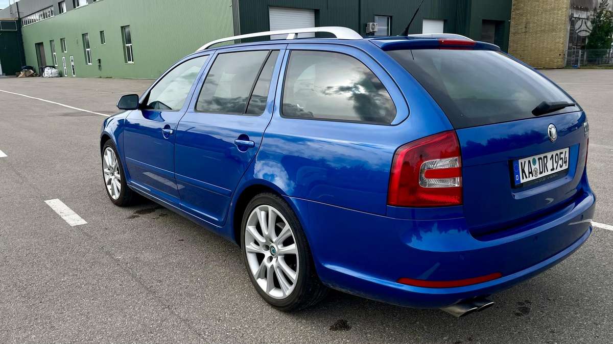 Skoda Octavia 2007 — interior