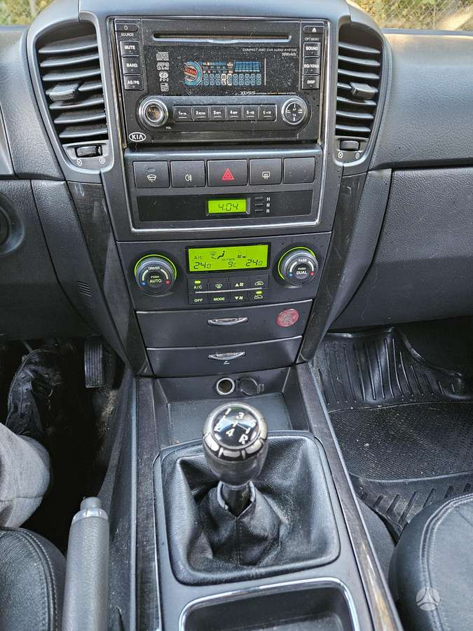 Kia Sorento 2008 — photo 14