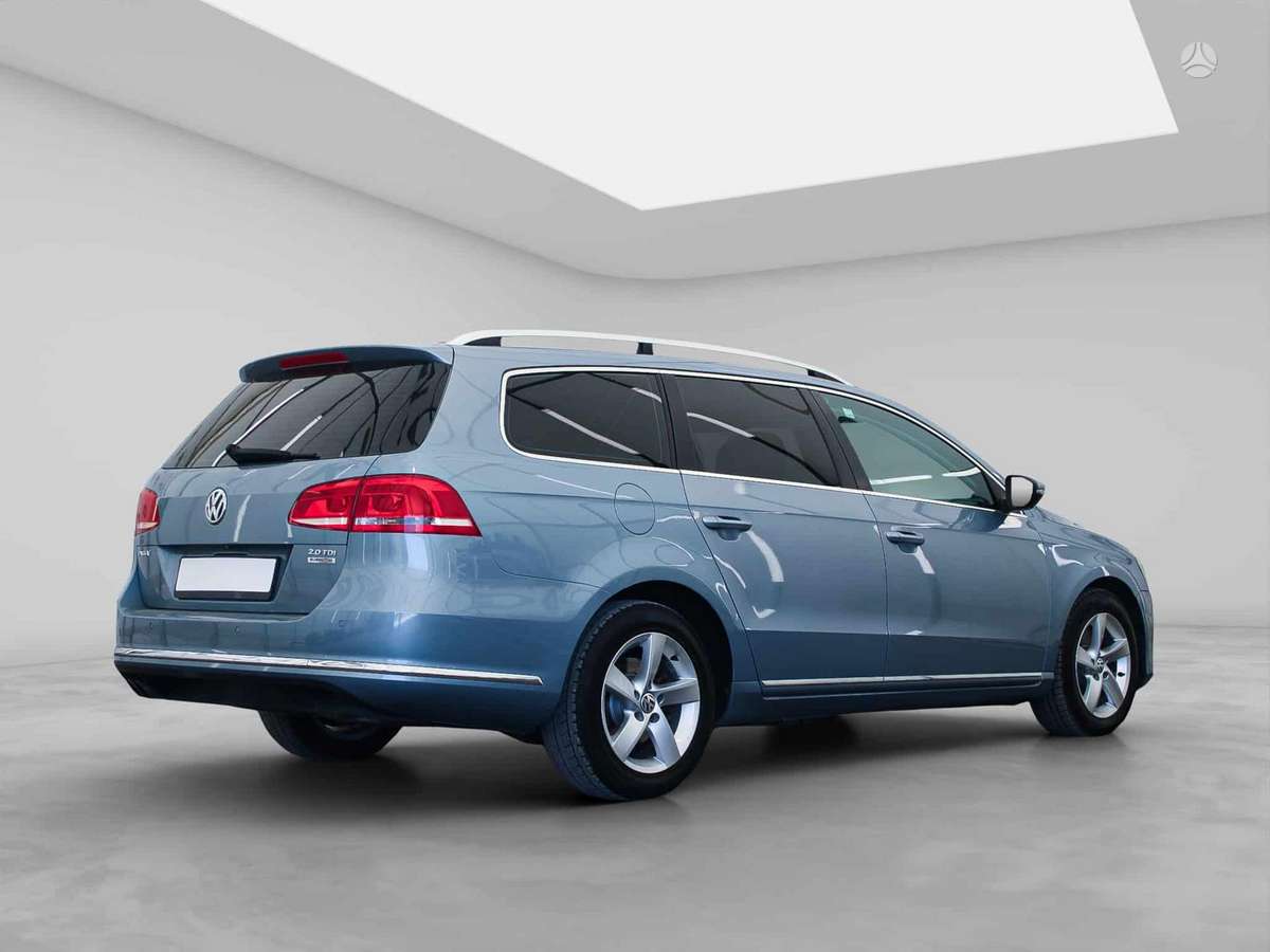 Volkswagen Passat 2011 — photo 5
