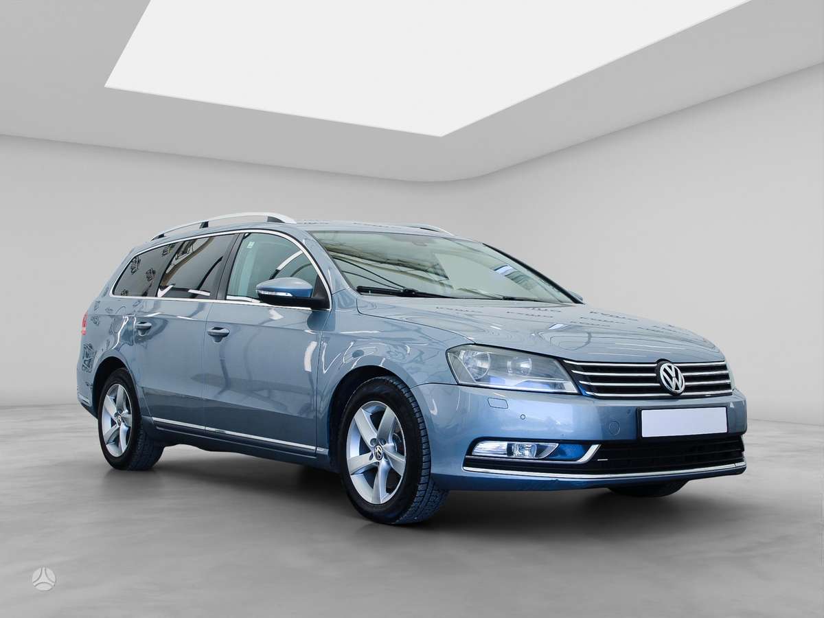Volkswagen Passat 2011 — photo 7