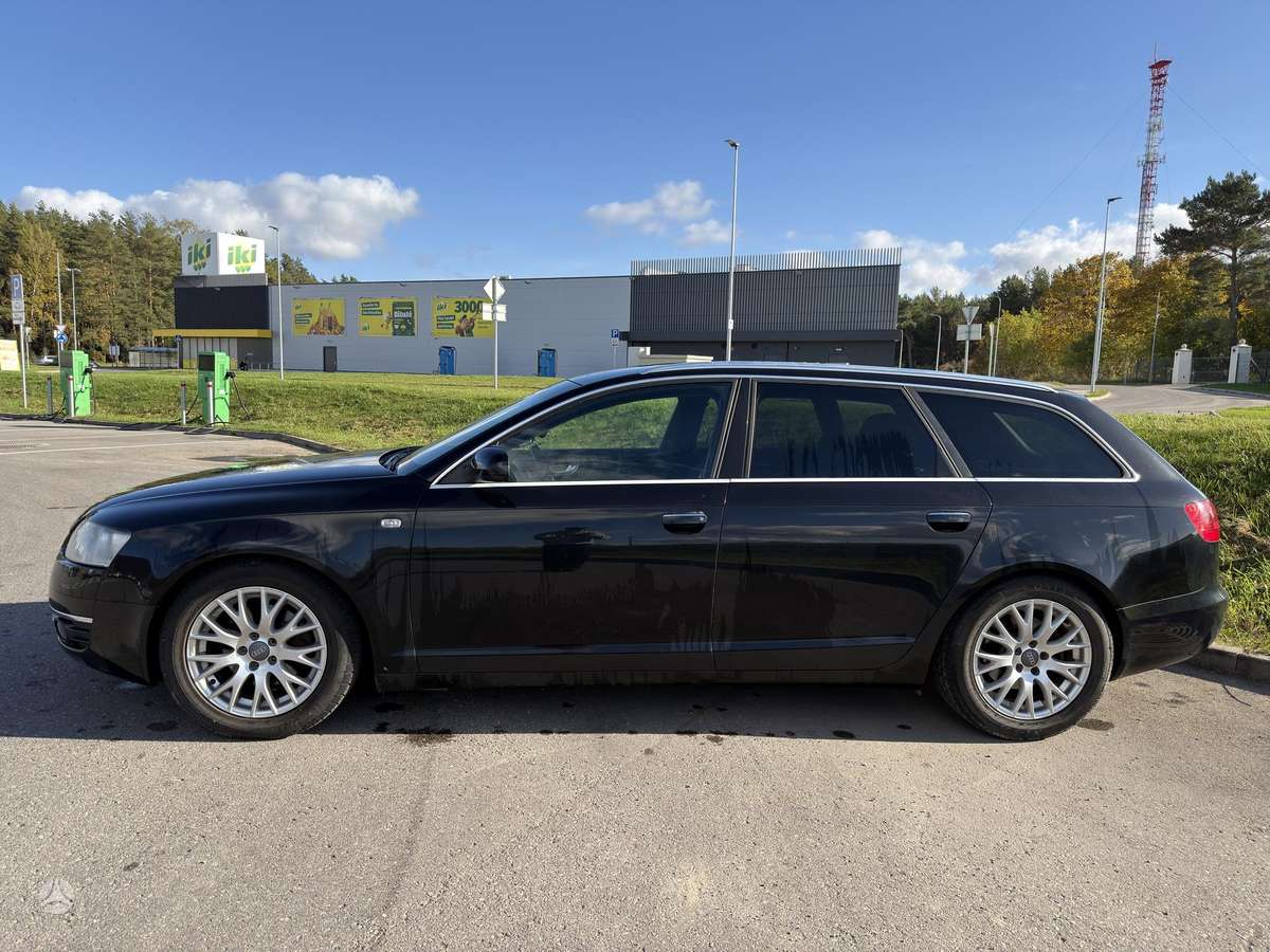 Audi A6 2007 — салон