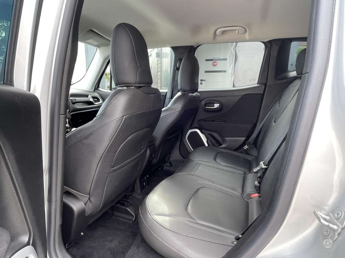 Jeep Renegade 2014 — фото 15