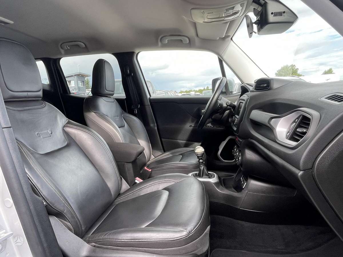 Jeep Renegade 2014 — фото 18