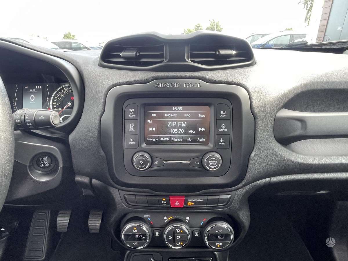 Jeep Renegade 2014 — фото 20