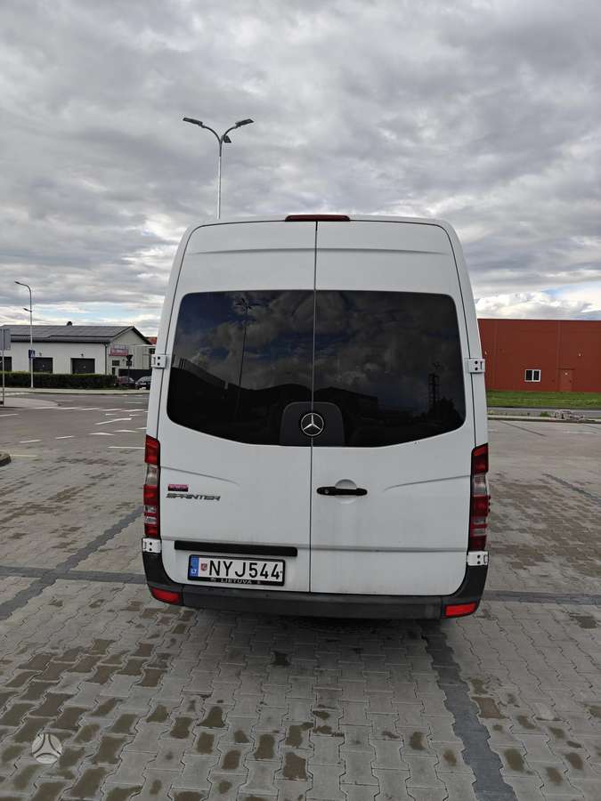 Mercedes-Benz Sprinter 2014 — двигун 2143 cm³, 163 HP (120kW)