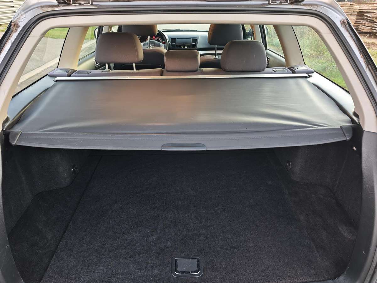 Subaru Outback 2008 — фото 10