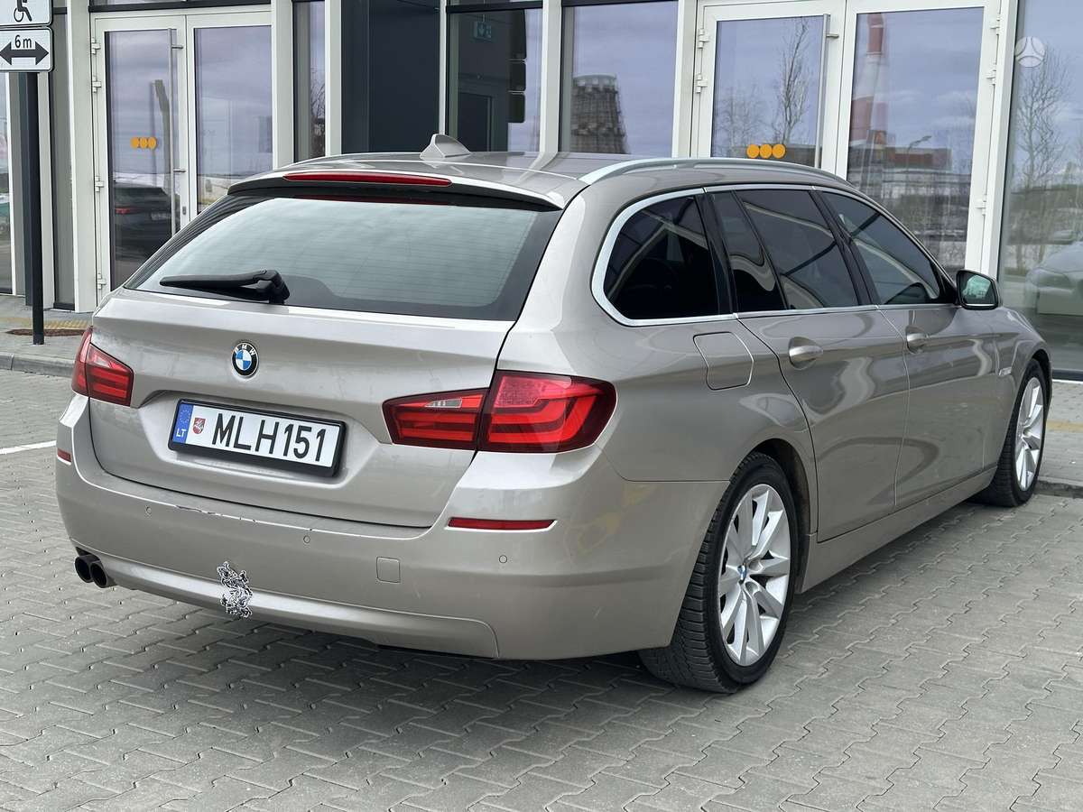 BMW 530 2011 — engine 2993 cm³, 204 HP (150kW)