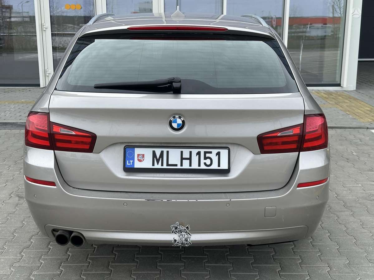 BMW 530 2011 — photo 5