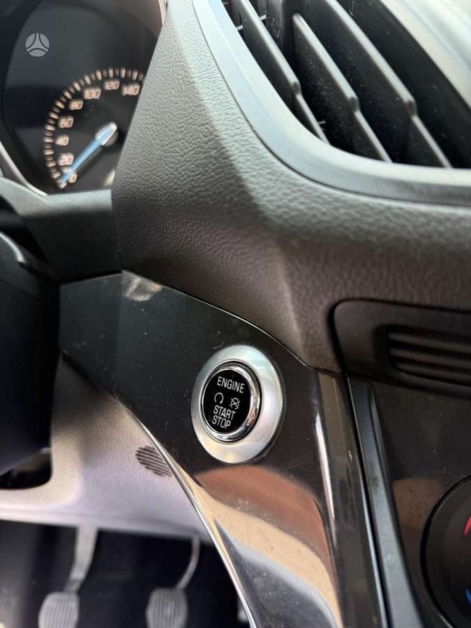 Ford Kuga 2014 — photo 16