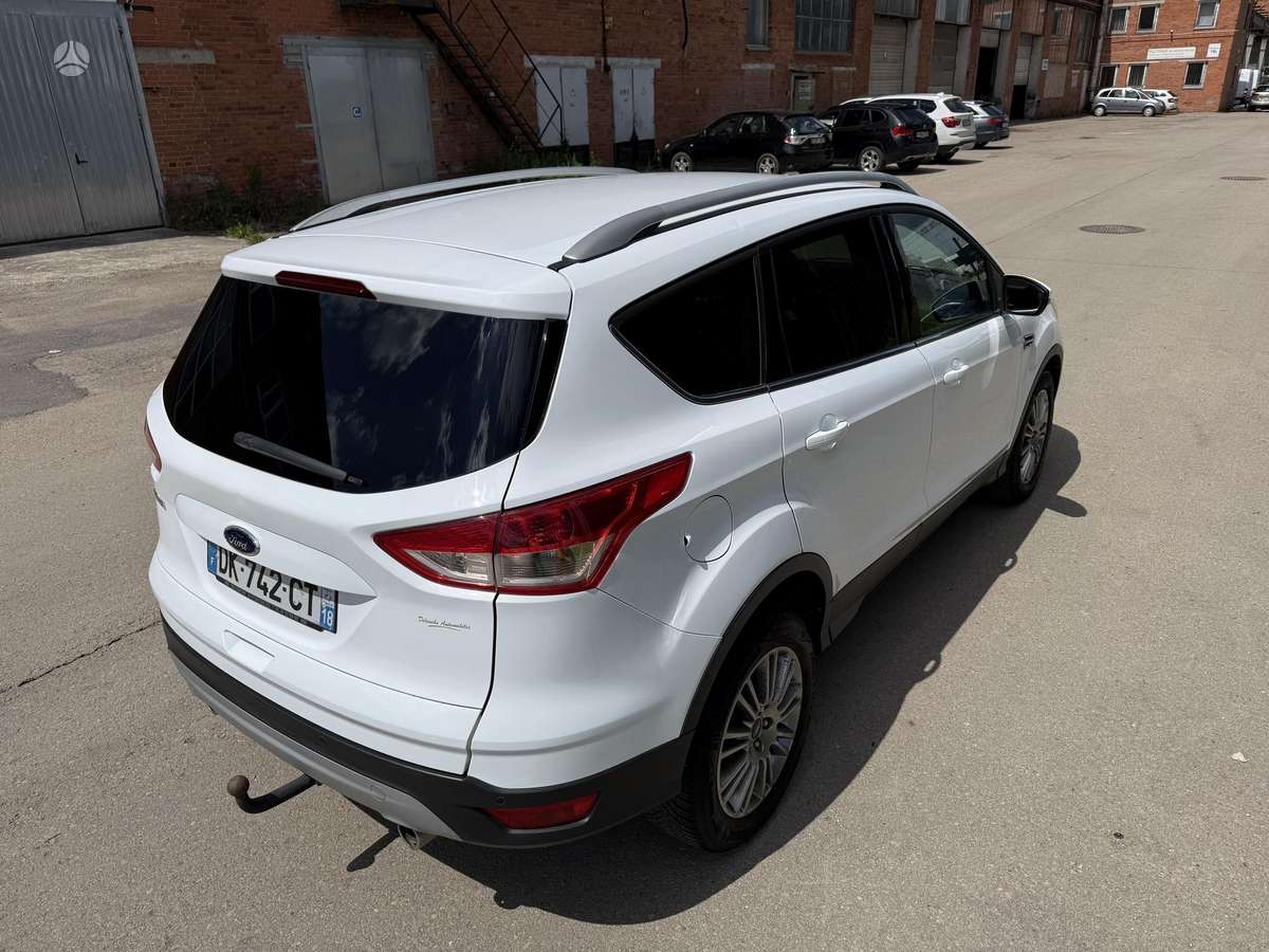 Ford Kuga 2014 — photo 6