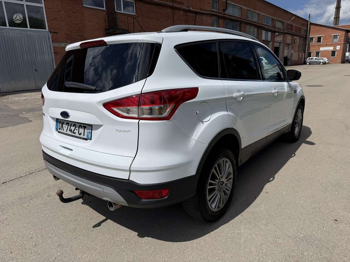 Ford Kuga 2014 — photo 7