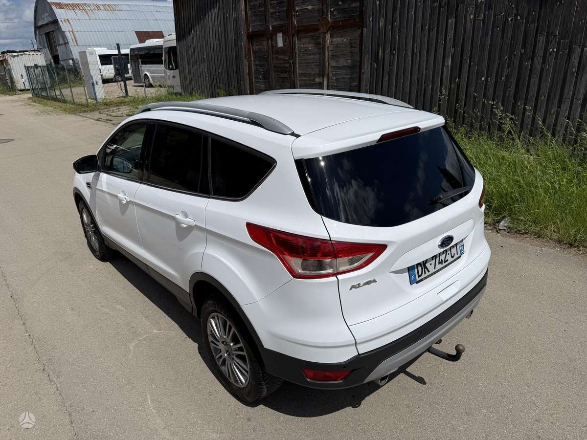 Ford Kuga 2014 — photo 9