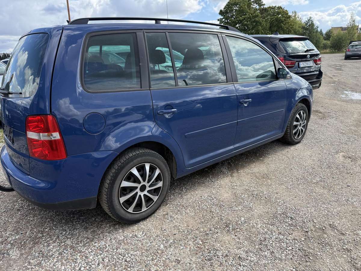 Volkswagen Touran 2006 — photo 5