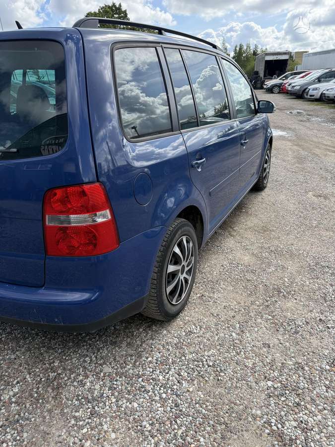 Volkswagen Touran 2006 — photo 6