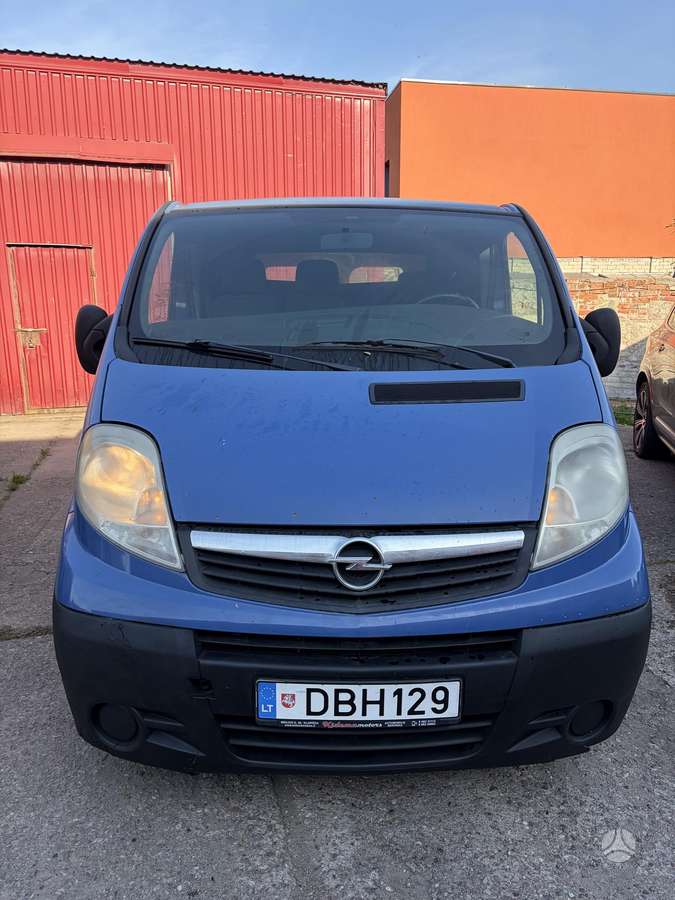 Opel Vivaro 2007 — photo 10