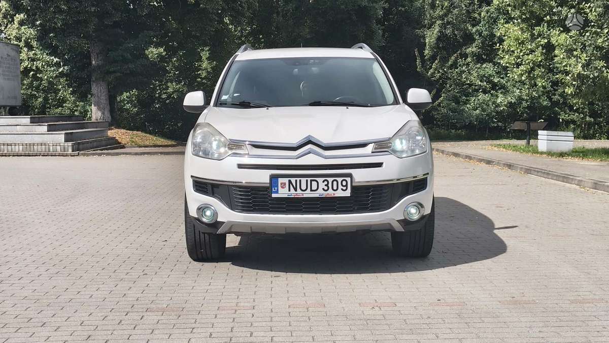 Citroen C-Crosser 2011 — photo 6