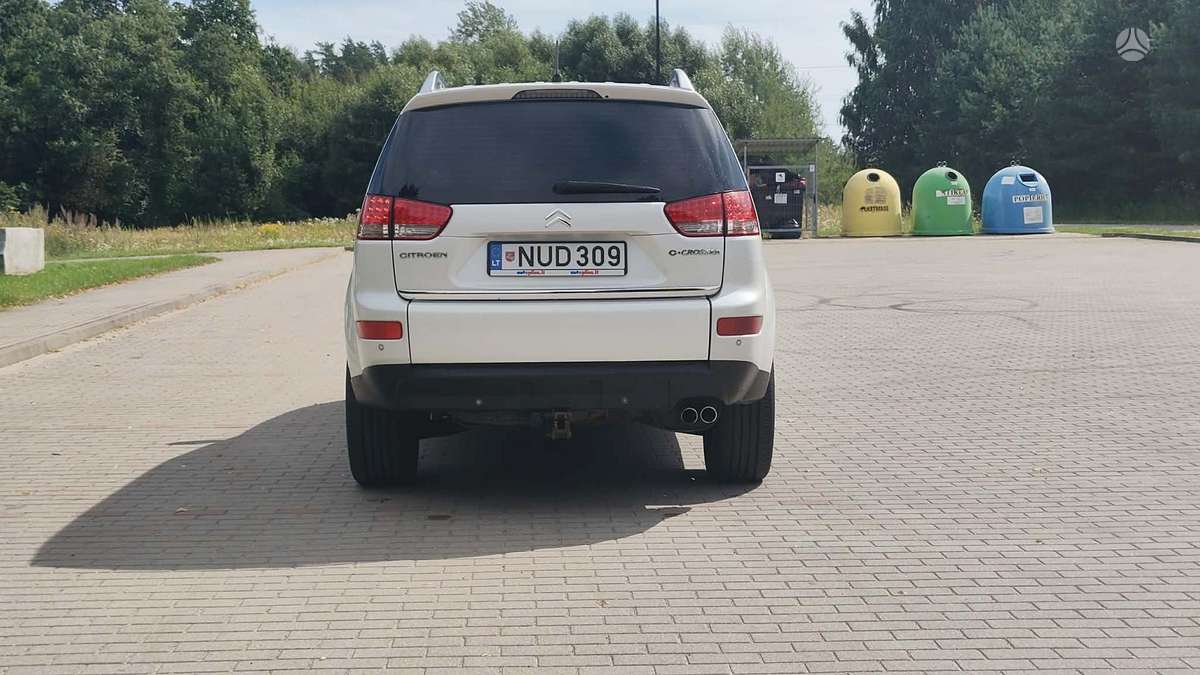 Citroen C-Crosser 2011 — photo 7