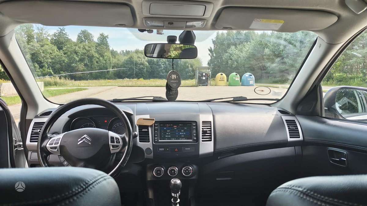 Citroen C-Crosser 2011 — photo 9
