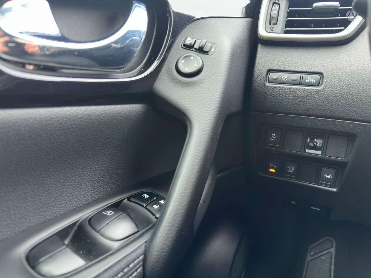 Nissan Qashqai 2015 — photo 24