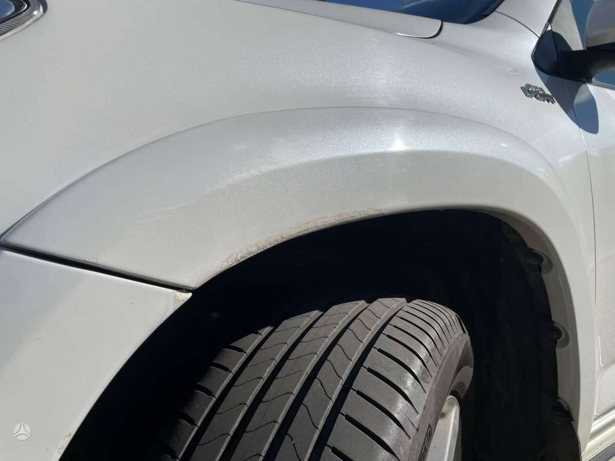 Toyota RAV4 2010 — photo 15