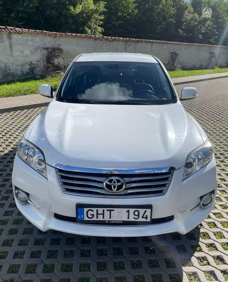 Toyota RAV4 2010 — engine 2231 cm³, 150 HP (110kW)