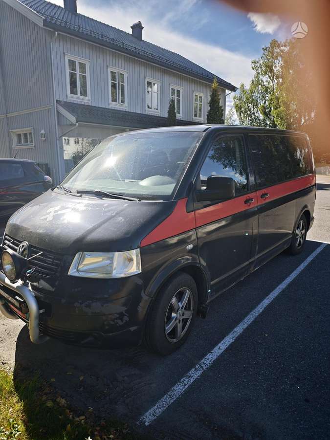 Volkswagen Transporter 2006 — rear view