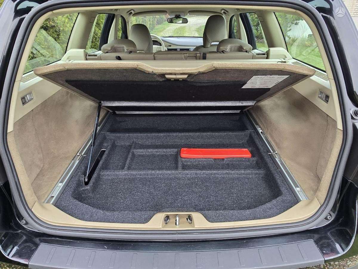 Volvo V70 2008 — photo 10